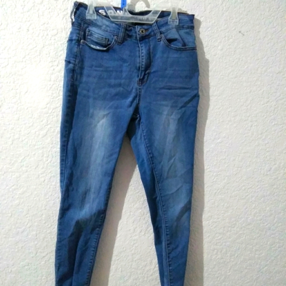 light wash blue jeans
